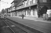 Krylbo station. 1970-06-01 ändrades namnet till Avesta Central, från 1986-06-01 till Avesta-Krylbo och från 1988-05-29 till Avesta Krylbo.