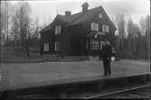 Röstbo station. Ligger ca en halv kilometer från Röstbodarna.