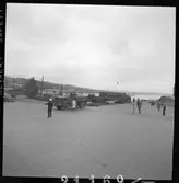 Statens Järnvägar, SJ Sdu 100403. Specialtransport med vagnbjörn. Fundament för slipmaskin till Ortviken pappersbruk