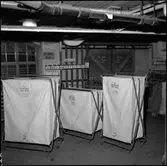 Fällbox för konfektionsvaror.