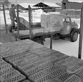 Tegellastning på Sala stationen.