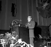 Mötets öppnande i Konserthusets stora sal.