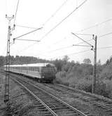 Persontåg på linjen Södertälje Södra - Järna
SJ X0a5