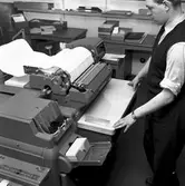 IBM bokföringsmaskin på Stockholm centralstation.