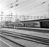 Motorvagnståg vid station