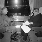 Statens Järnvägar, SJ AB02. Premiärresa i de nya personvagnarna. Generaldirektör, Gd, Erik Upmark, Överingenjör, Öiö, Maskinbyråchef, Mbr m.fl