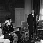 USA:s expresident (1953-1961) Dwight David Eisenhower håller tal