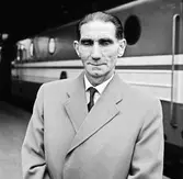 Någon av K. G. V. Kallerhed, S. G. U. Larsson och A. E. Wahlqvist