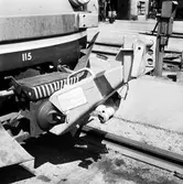 Kopplingsanordning mellan motorvagn och lok med instruktionsskylt