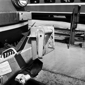 Kopplingsanordning mellan motorvagn och lok med instruktionsskylt