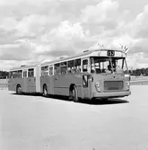 Leveransvisning av ledbuss vid Källhagen, vid Ladugårdgärdet på  Djurgården.