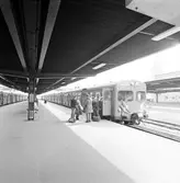 Statens Järnvägar SJ X1. Trafikstart för X1:orna inom AB Storstockholms Lokaltrafik