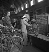 Cykelinlämning på Stockholms Centralstation.