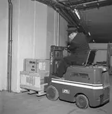 Godshantering med truck.