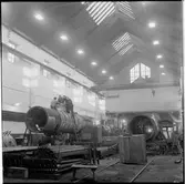 Arbete i lokverkstad.