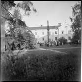 Midsommarfirande vid folkhögskolan i Övertorneå.