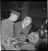 Arbete med svarvning.