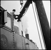 Vattenpåfyllning av SJ S1 1925, Röån. Statens Järnvägar.