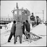 Vingplogen görs i ordning för transport .