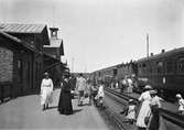 Kristinehamn station, Persontåg.