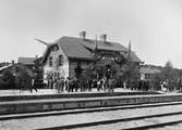 Munkedal station. Vid invigningen av  Lysekils Järnväg 1913.