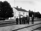 Hofmantorp station. Stationsföreståndare .N. Hvitfelt.