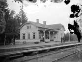 Lindås station. KJ