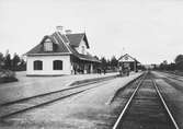 Stationshuset uppfördes omkring 1900. Huset har sedan ej genomgått någon större ombyggnad