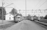 Statens Järnvägar, SJ YCo6   342  ,1760 , 1103.
Stationen byggd 1879. En ursprunglig byggnad från 1876 revs och ersattes av den nuvarande. Stationshuset brädfodrat 1881 och tillbyggt 1898. Betjäningshus i tegel 1890