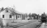 Rösmåla station anlagd 1900. Loket är Hönshylte-Kvarnamåla Järnväg, HKJ lok 2.