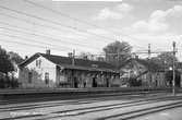 Stationen. Stationshuset är byggt 1872-1873.