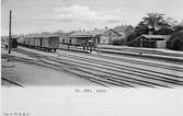 Järnvägsstation i Eslöv.
Stationshuset byggdes 1863, utbyggd/ombyggd  1903 och1913.
Vid järnvägsspåret mellan Hässleholm och Eslöv.
Eldrift infördes på bandelen 1933.       
(Södra stambanan)