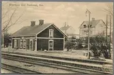 Järnvägsstationen och posthuset i Bro.