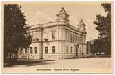 Järnvägsbyrån i Kristinehamn, före 1917 ägd av Mora - Vänerns Järnväg, MVJ och sedan av Statens Järnvägar, SJ.