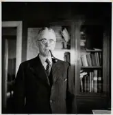 Maskiningenjör Hallén.