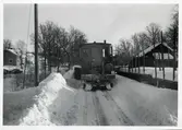 Snöröjning med tjänstevagn i Ankarsrum.