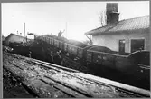 Lossning av kol i Västervik. Norsholm-Västervik-Hultsfreds Järnväg, NVHJ Kolvagn 653.