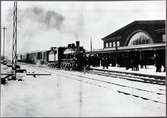 Ostkustbanan, OKB E 6. Gävle södra station vid invigning av Ostkustbanan sträckan Gävle S - Ljusne (Söderhamn).