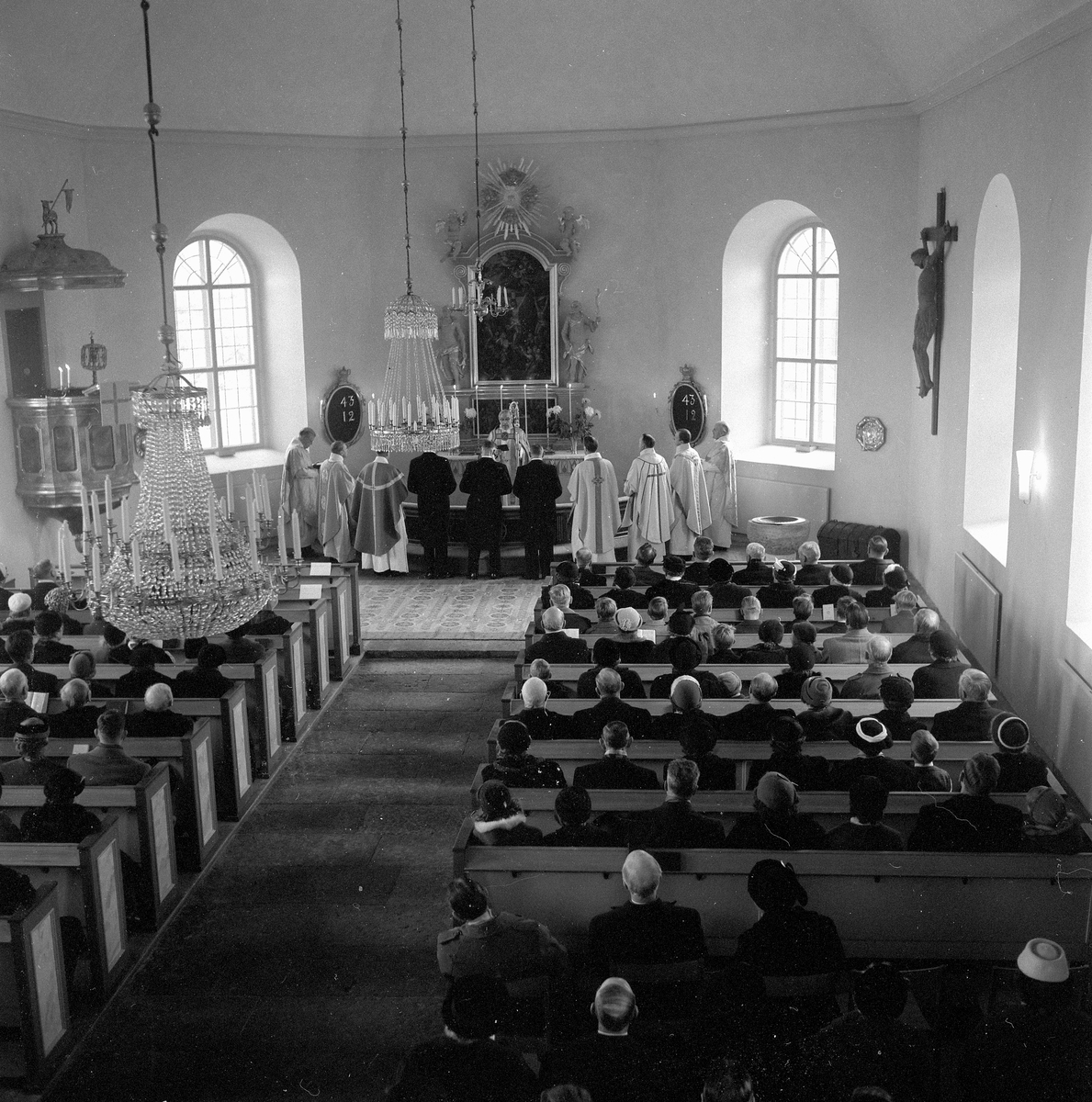 Örebro Kuriren, The Church of Vintrosa is reopened. December 1956.