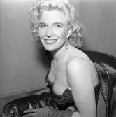 Varietépremiär på Logen.
April 1957.