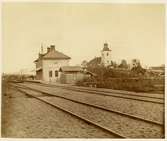 Stationen anlades 1874. 1934 ombyggdes stationshuset.