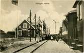 Hållplats anlagd 1913. En- och enhalvvånings station i trä .
LyJ , Lysekils Järnväg