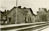 Stationen anlades 1877.