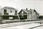 Stationen byggd 1877. 1910 byggdes nuvarande ställverk. Bangården utbyggdes 1941 .
SWB , Stockholm - Västerås - Bergslagens Järnväg