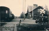 Station anlagd 1893. En- och en halvvånings stationshus i trä.