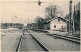 Stationen anlades 1862. En  och enhalvvånings stationshus i trä. Mekanisk växelförregling. Järnvägen elektrifierades 1933. Stationen nedlagdes 1990.