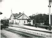 Station Hörk sedan Silverhöjden. Stationen anlades 1875. En- och enhalvvånings stationshus i trä. Den nedlades 1986.
