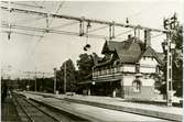 Skinnskattebergs station. Elektrifierades  år 1932- 1933.