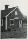 Smålands Hällinge Stationshus 1961.
Foto taged vid nedläggning av bandel.