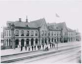 Varberg station efter första tillbyggnaden omkring 1895
